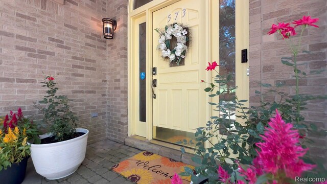 573 Nakomis Trl, Lake Orion, MI 48362 - photo 5
