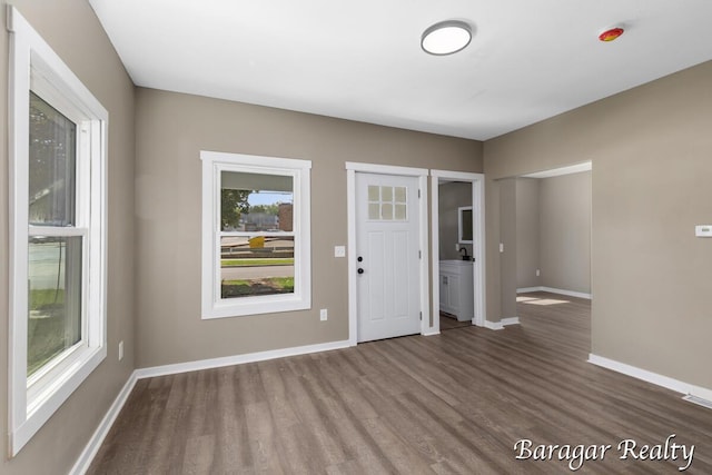 964 Lincoln Ave NW, Grand Rapids, MI 49504 - photo 4