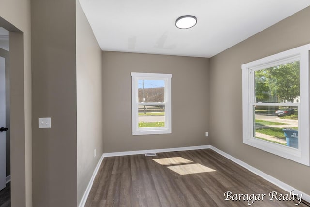 964 Lincoln Ave NW, Grand Rapids, MI 49504 - photo 10