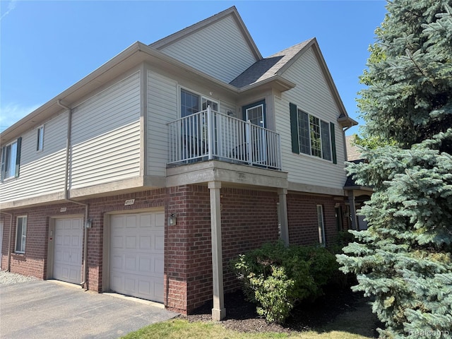 45533 Hidden View Ct, Utica, MI 48315 - photo 2