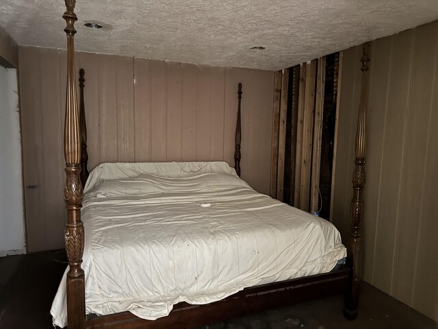 213 N Pine St, Lake City, MI 49651 - photo 10