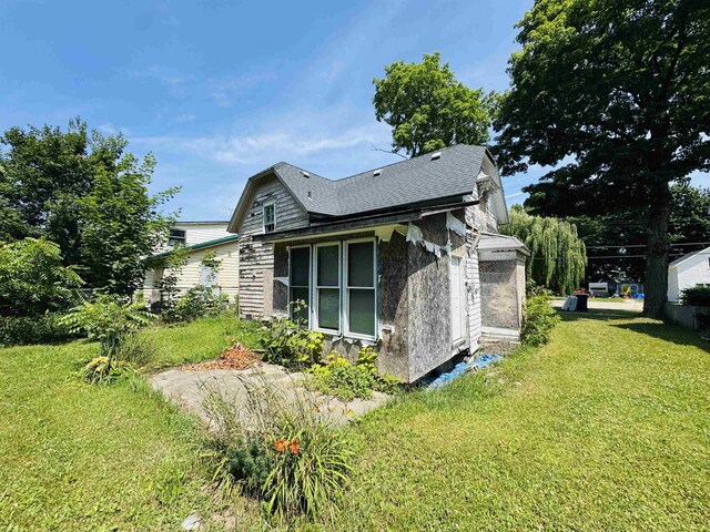 213 N Pine St, Lake City, MI 49651 - photo 6