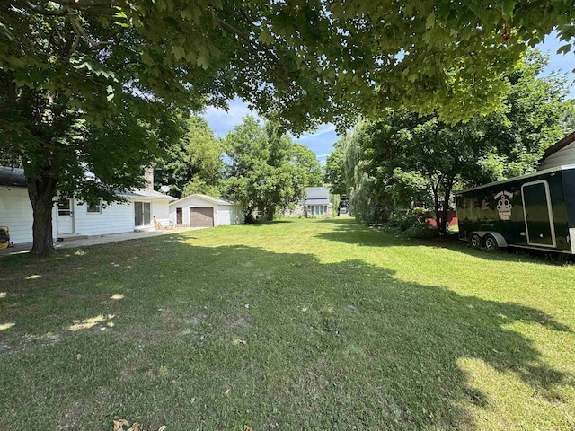 210 N Canal St, Lake City, MI 49651 - photo 3