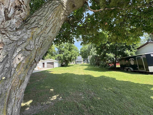 210 N Canal St, Lake City, MI 49651 - photo 4