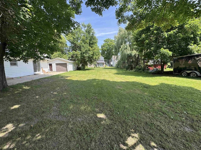 210 N Canal St, Lake City, MI 49651 - photo 5