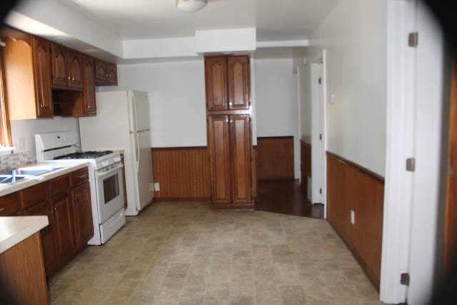 1872 Burton Rd, Muskegon, MI 49442 - photo 4
