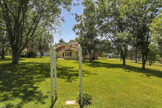 9069 Ann Maria Blvd, Grand Blanc, MI 48439 - photo 7