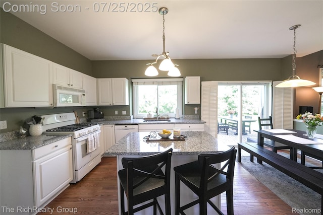 1747 Bentley Ct, Canton, MI 48188 - photo 16
