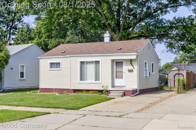 27707 Brettonwoods St, Madison Heights, MI 48071 - photo 1