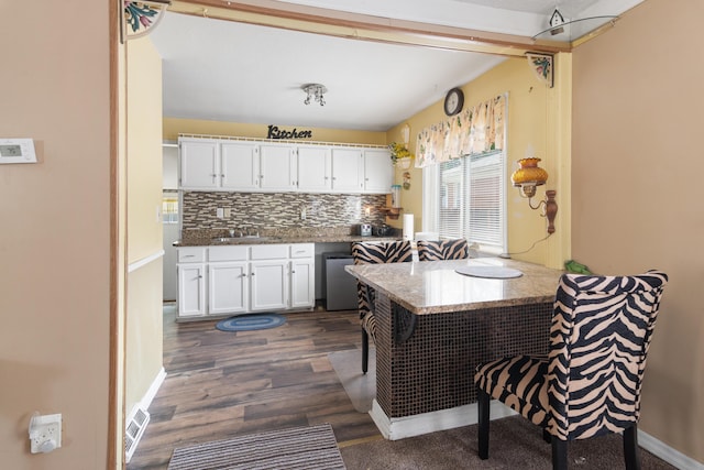 5711 Polk St, Dearborn Heights, MI 48125 - photo 8