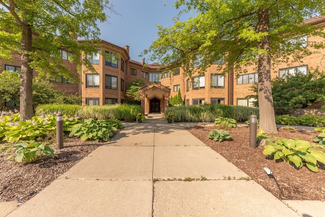 2115 Nature Cove Ct Unit 103, Ann Arbor, MI 48104 - photo 1
