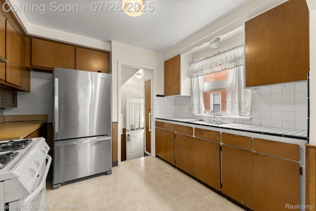 9881 Quandt Ave, Allen Park, MI 48101 - photo 11