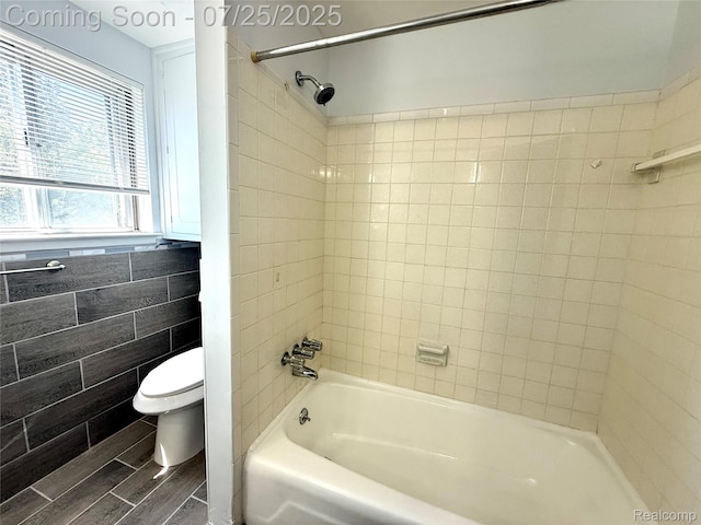 1569 W Whitcomb Ave, Madison Heights, MI 48071 - photo 14