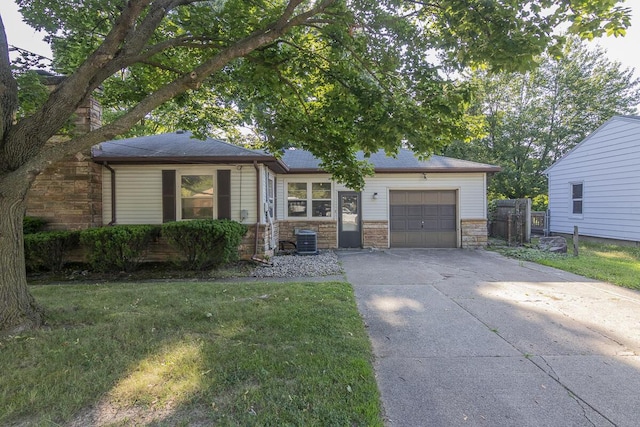 3127 Grace Rd, Kalamazoo, MI 49007 - photo 1