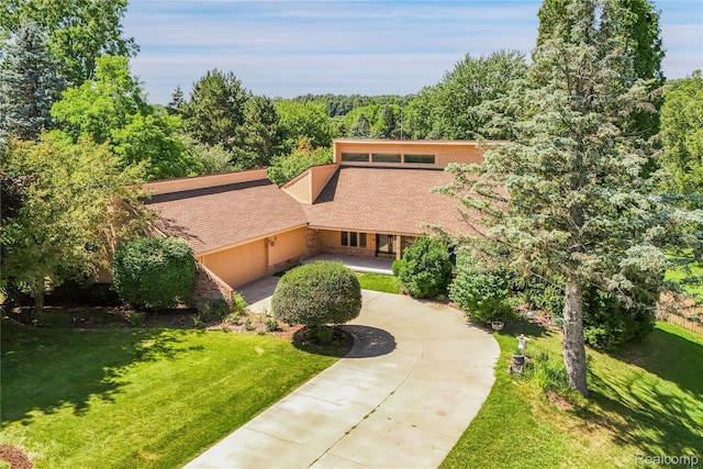 8285 Staghorn Trl, Clarkston, MI 48348 - photo 9