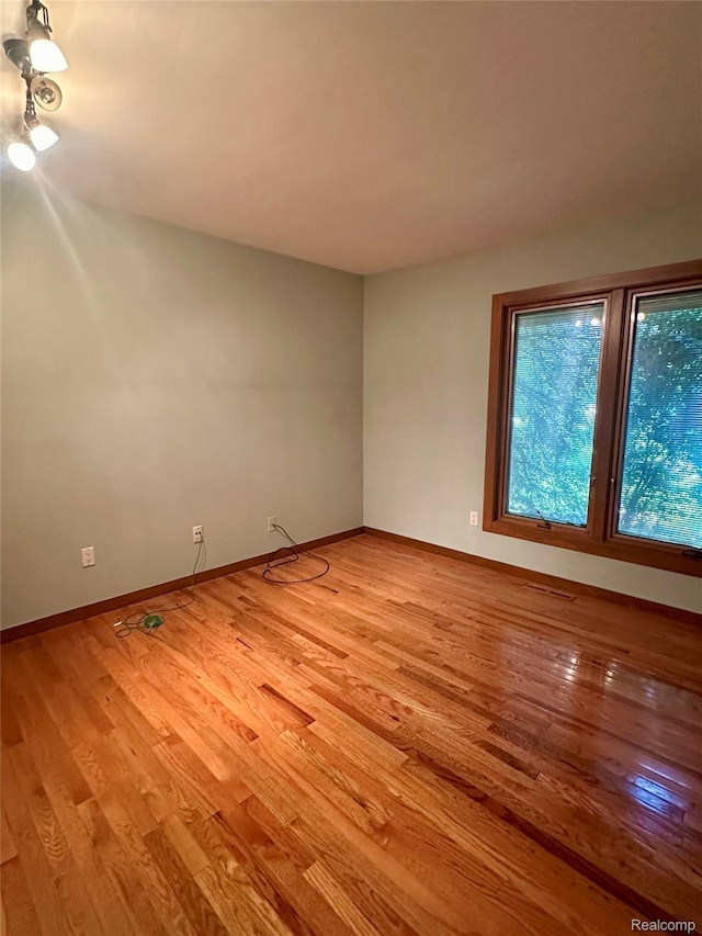 8285 Staghorn Trl, Clarkston, MI 48348 - photo 35