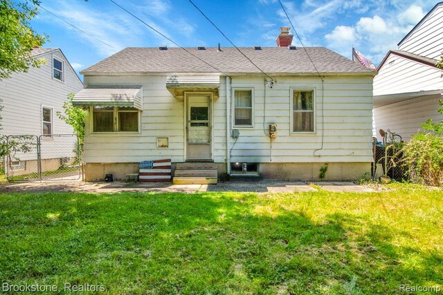 21166 Dexter Blvd, Warren, MI 48089 - photo 17