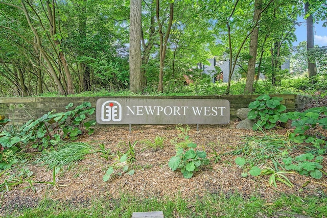 2174 Overlook Ct, Ann Arbor, MI 48103 - photo 2