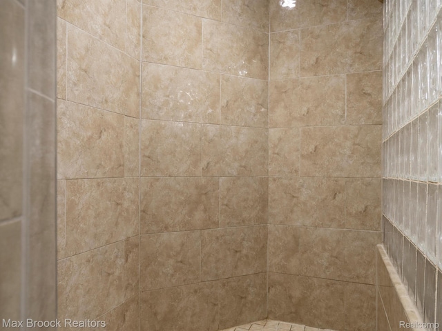 906 Yule Rd, Leonard, MI 48367 - photo 57