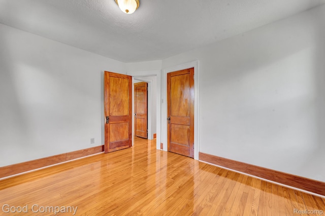 21516 Oxford Ave, Farmington, MI 48336 - photo 20