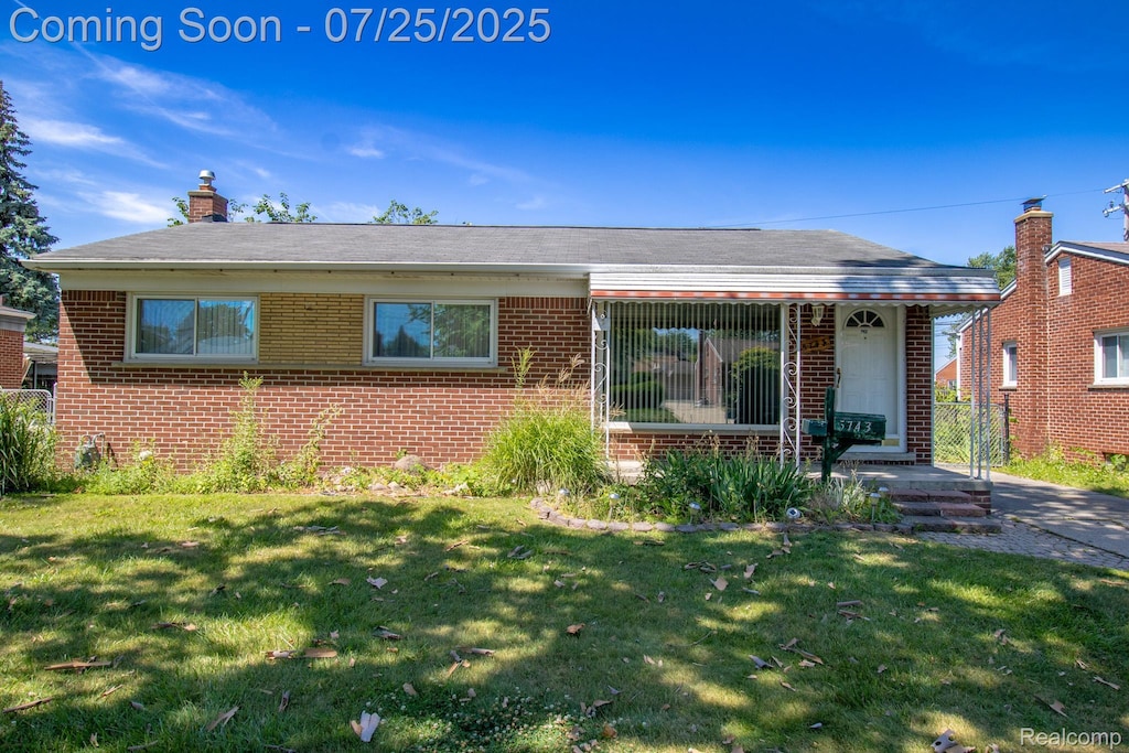 5743 Plainfield St, Dearborn Heights, MI 48127 - photo 1