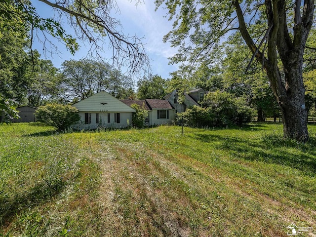 2970 W Newburg Rd, Carleton, MI 48117 - photo 1