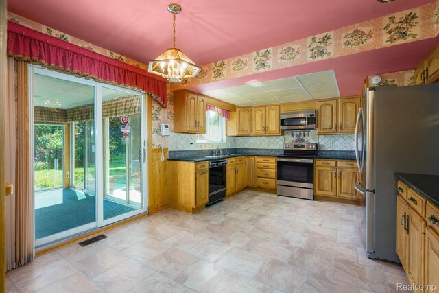 1561 Glen Ln, Trenton, MI 48183 - photo 10