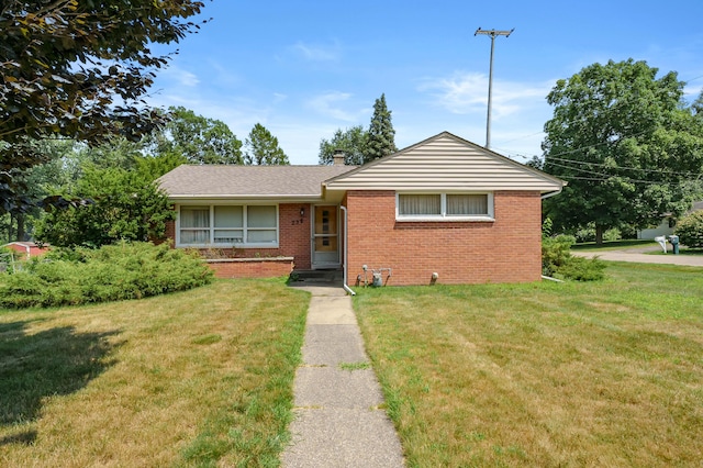 239 W Hamilton Ln, Battle Creek, MI 49015 - photo 1