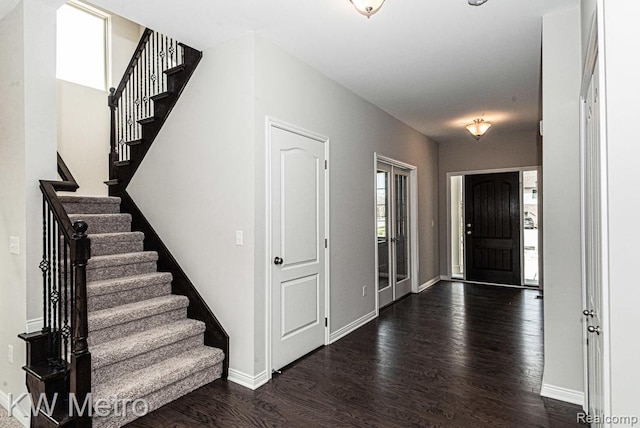 425 Hogarth Ave, Waterford, MI 48328 - photo 2