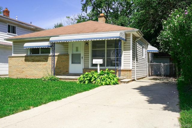 20926 Powers Ave, Dearborn Heights, MI 48125 - photo 2