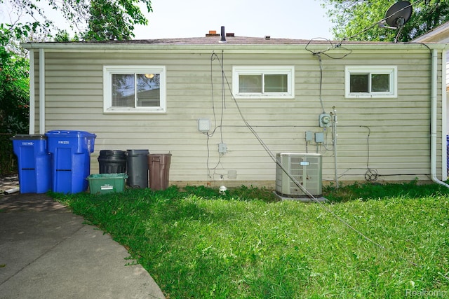 20926 Powers Ave, Dearborn Heights, MI 48125 - photo 5