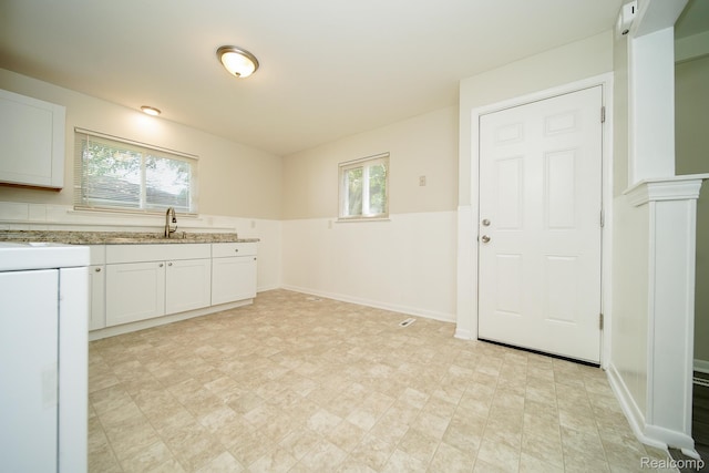 20926 Powers Ave, Dearborn Heights, MI 48125 - photo 21