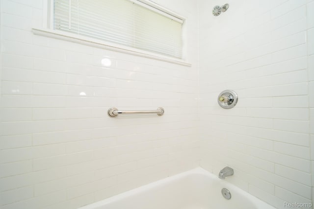 20926 Powers Ave, Dearborn Heights, MI 48125 - photo 29