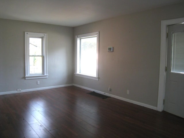1138 E Forest Ave, Muskegon, MI 49442 - photo 2