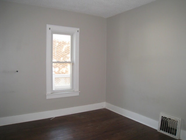 1138 E Forest Ave, Muskegon, MI 49442 - photo 8