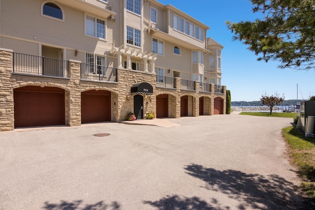 712 Dockside Cir, Suttons Bay, MI 49682 - photo 4