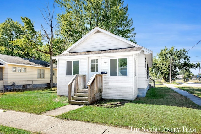 1057 E Larch Ave, Muskegon, MI 49442 - photo 3