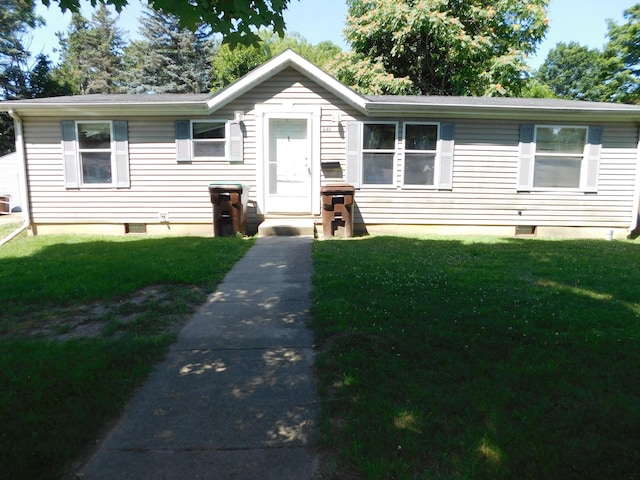 921 Hall St, Albion, MI 49224 - photo 1