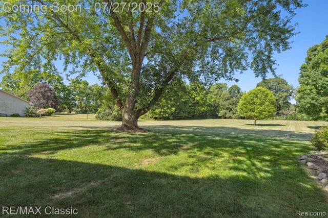 1081 Rolling Hills Dr, Howell, MI 48843 - photo 45