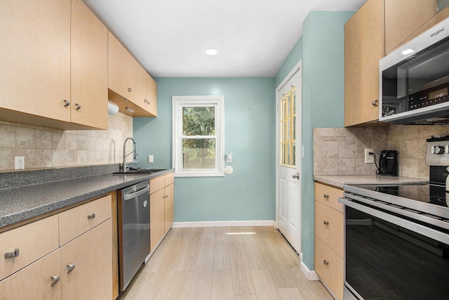 606 N Park St NE, Grand Rapids, MI 49525 - photo 15