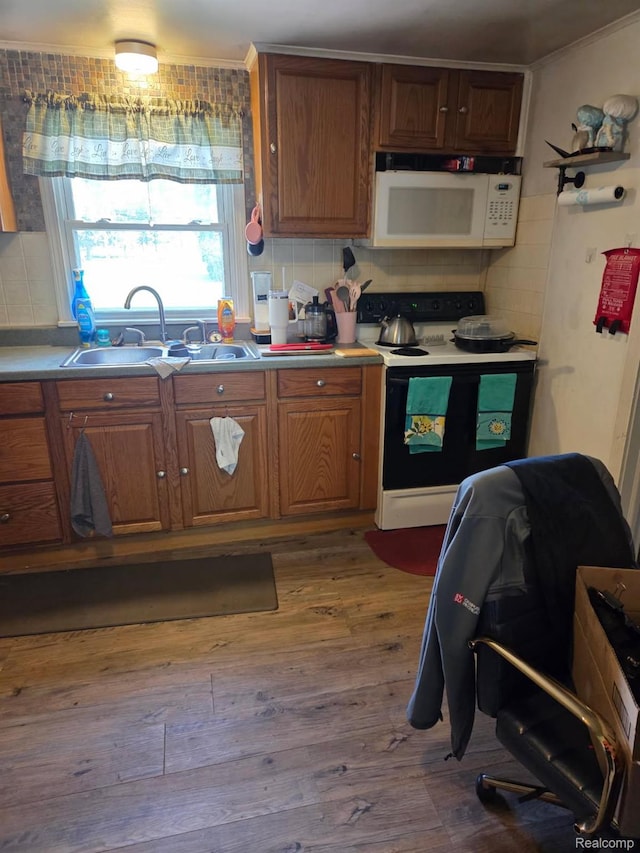 110 Oak St, Corunna, MI 48817 - photo 3