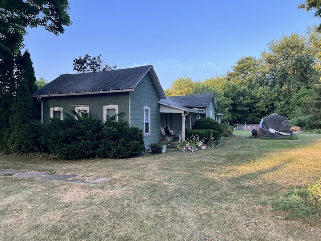 526 N Cedar St, Schoolcraft, MI 49087 - photo 1