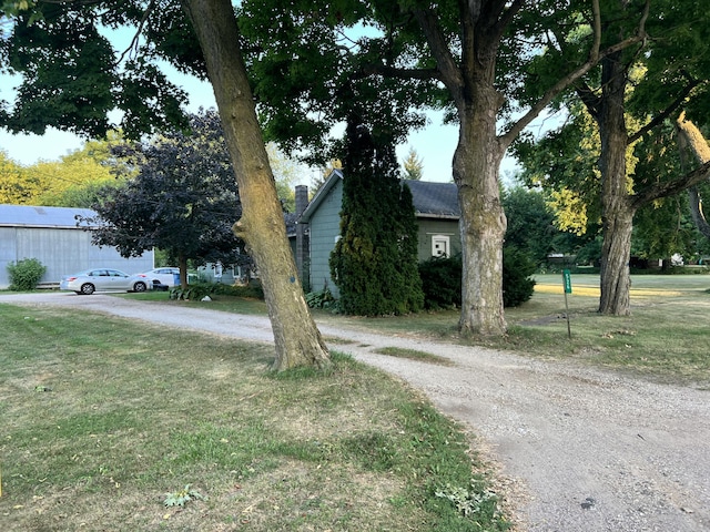 526 N Cedar St, Schoolcraft, MI 49087 - photo 2
