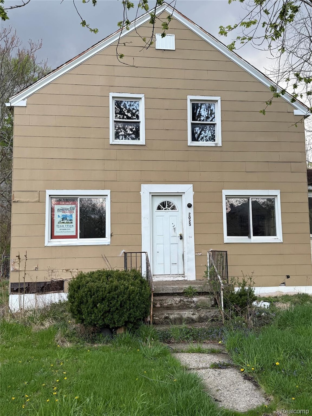 2025 Milbourne Ave, Flint, MI 48504 - photo 1