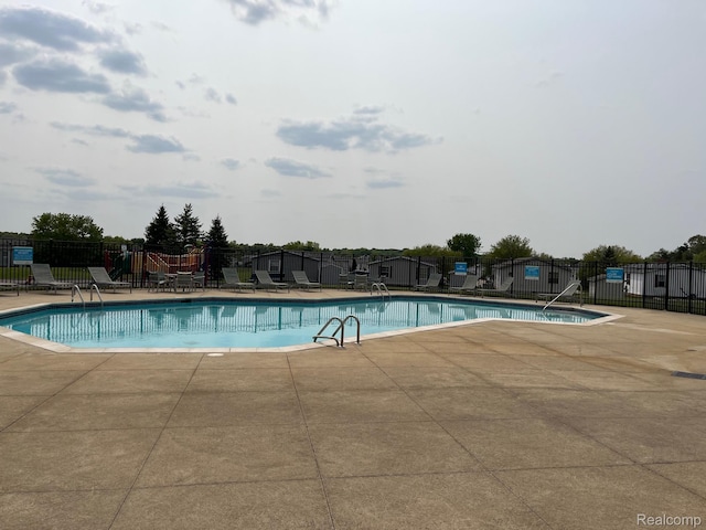 11045 Woodland Ridge Ct, South Lyon, MI 48178 - photo 22