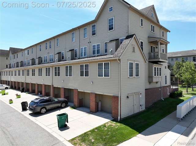 208 Amys Walk, Farmington Hills, MI 48326 - photo 2