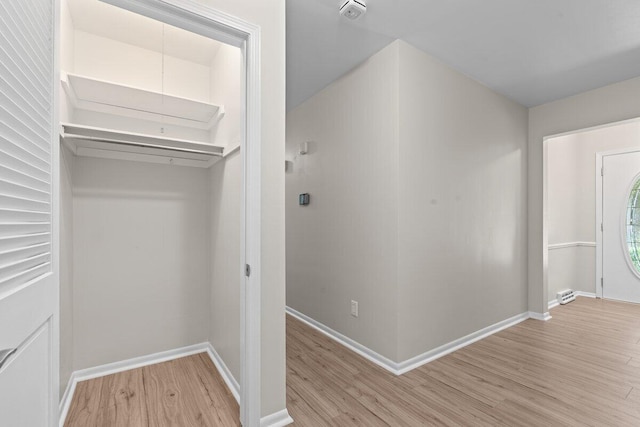 2415 Woodview Dr, Lansing, MI 48911 - photo 9