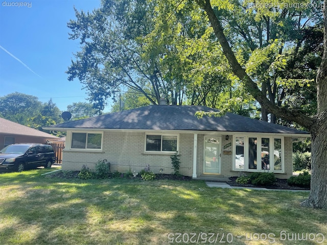 27441 Red Leaf Ln, Southfield, MI 48076 - photo 1