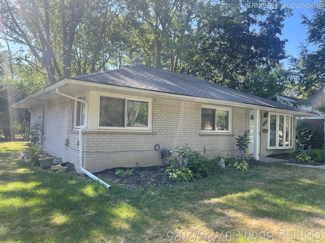 27441 Red Leaf Ln, Southfield, MI 48076 - photo 2