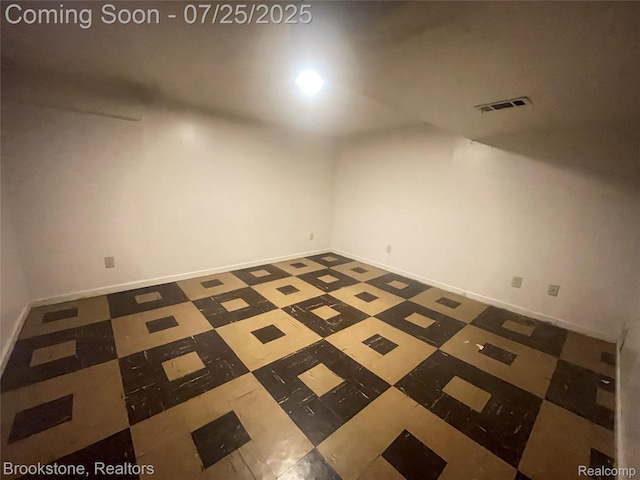 27441 Red Leaf Ln, Southfield, MI 48076 - photo 42